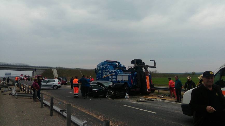 Carambol pe A1  un muncitor de 36 de ani si a pierdut viata | imaginea 1