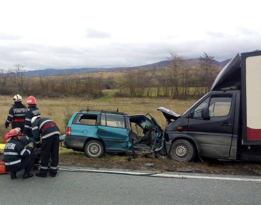 Trei morti in urma unui accident rutier | imaginea 1