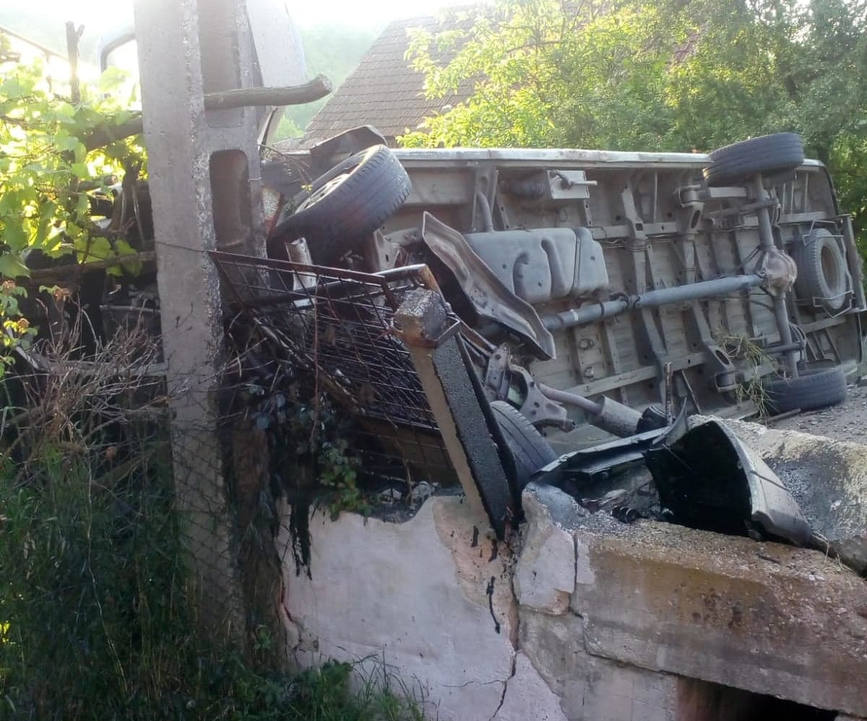 Accident rutier petrecut pe drumul E81  in localitatea Sancraiu Almasului  Salaj | imaginea 2