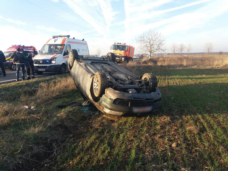Asigurare de zona la un accident rutier produs in Ilfoveni | imaginea 1