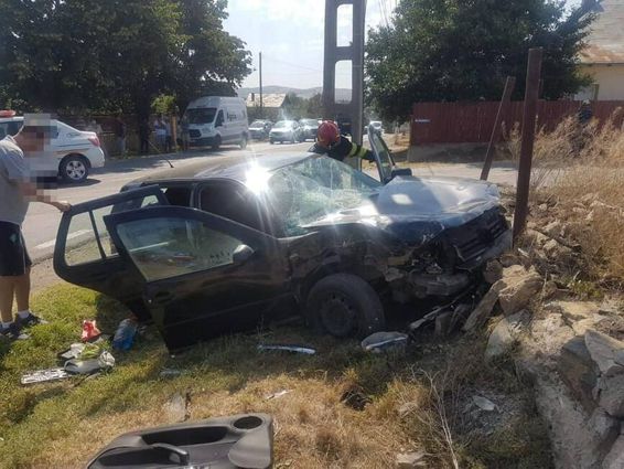 Accident rutier intre doua autoturisme cu sase victime | imaginea 1