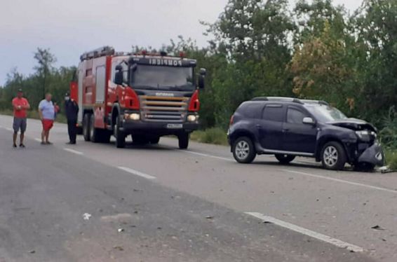 Bebelus de 6 luni decedat intr un grav accident rutier | imaginea 1