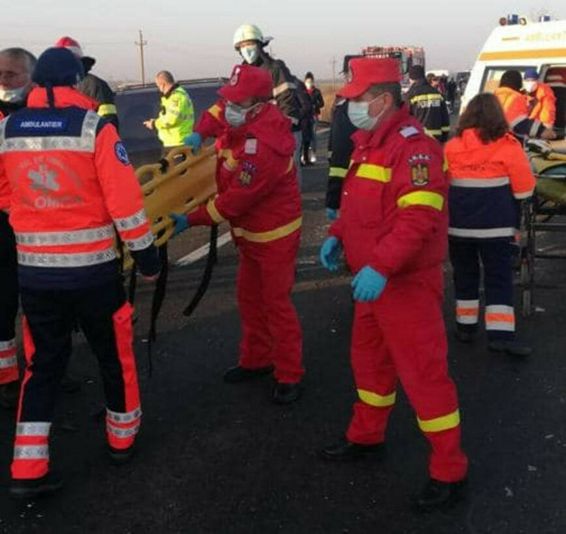 Accident rutier cu 6 victime | imaginea 1