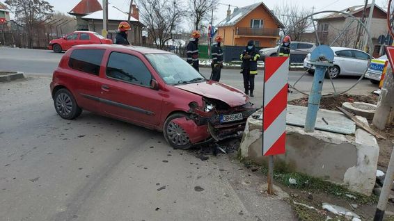 Asigurare de zona la doua accidente rutiere din care au rezultat 5 victime | imaginea 1