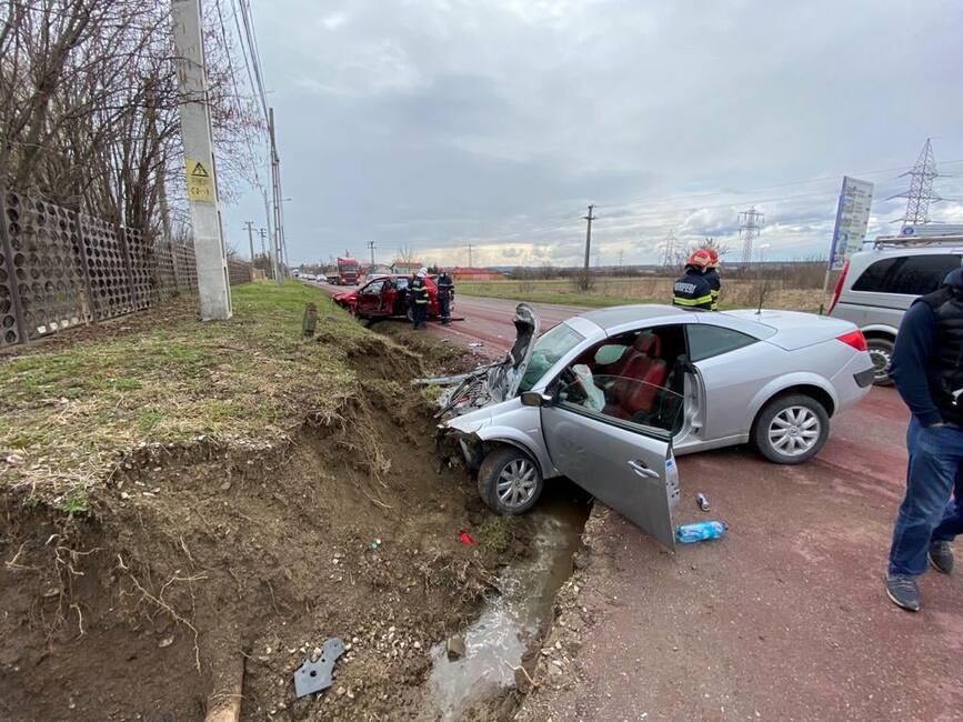 Trei victime au rezultat in urma unui accident rutier in Aninoasa | imaginea 1