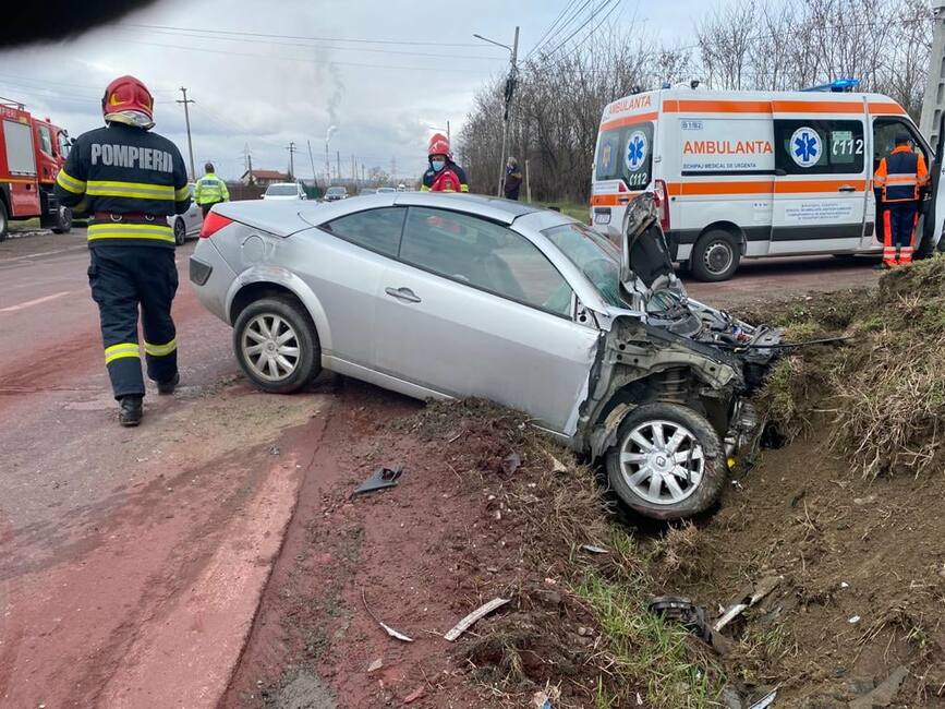 Trei victime au rezultat in urma unui accident rutier in Aninoasa | imaginea 2