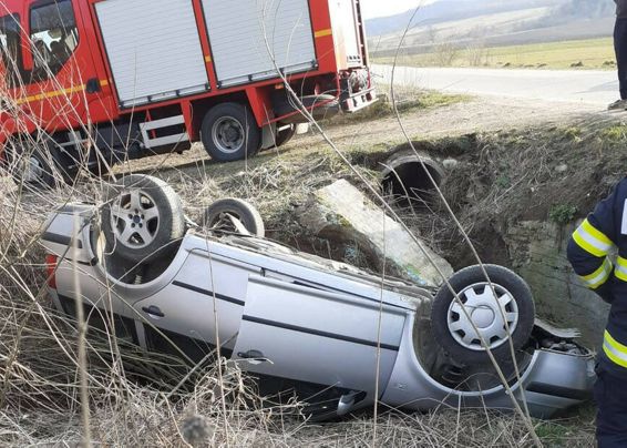 Doua accidente rutiere intr un interval de doua ore | imaginea 1