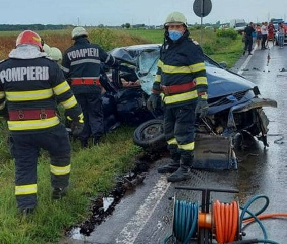Accident rutier tragic Doua victime au decedat | imaginea 1