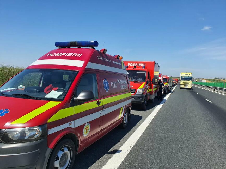 Serie de accidente in lant  cu multiple victime  pe autostrada Bucuresti Constanta | imaginea 1