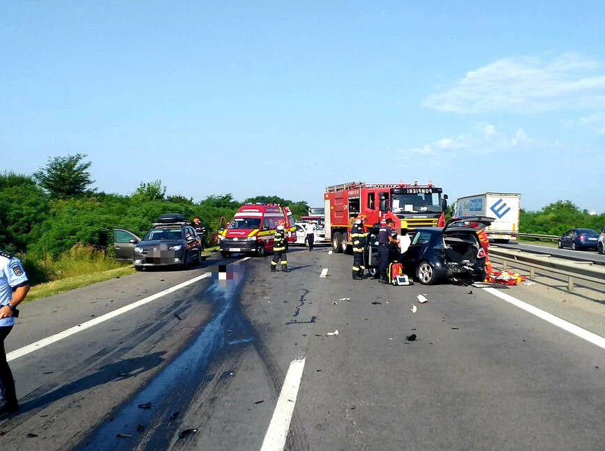 Morti si raniti intr un grav accident rutier pe A1 Bucuresti Pitesti | imaginea 1