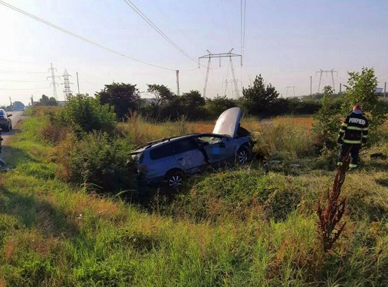 O victima a unui accident rutier a avut nevoie de ingrijiri medicale | imaginea 1