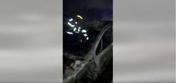 O masina a ars in totalitate pe autostrada A1 Bucuresti Pitesti | imaginea 1