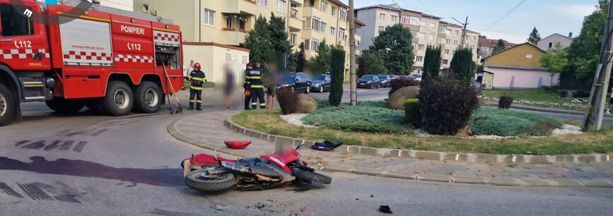 Tanara ranita in accident  pe o strada din Dorohoi | imaginea 1