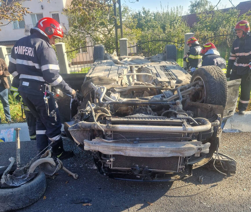 Copii si adulti  victime in urma unui accident rutier | imaginea 1