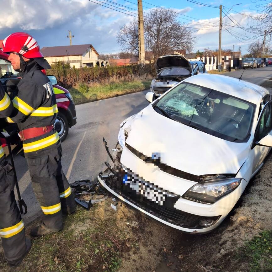 O victima a ajuns la spital  in urma unui accident rutier | imaginea 1