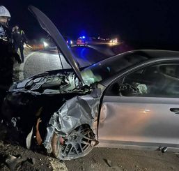 Doi tineri  raniti in urma unui accident rutier | imaginea 1
