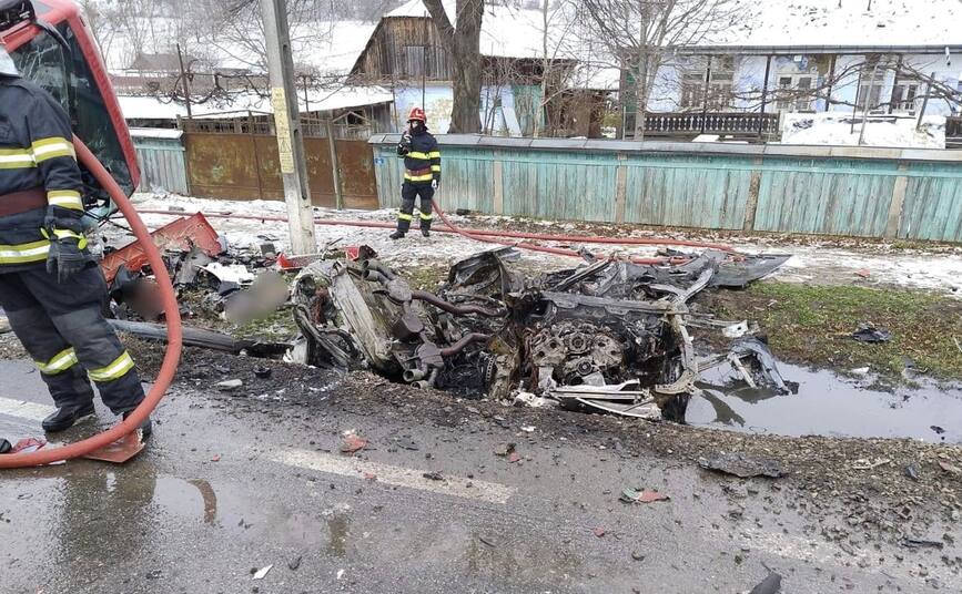 Grav accident rutier   O masina a luat foc | imaginea 1