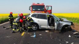Accident rutier grav soldat cu patru victime | imaginea 1
