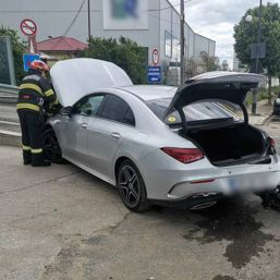 A ajuns la spital  in urma unui accident rutier | imaginea 1