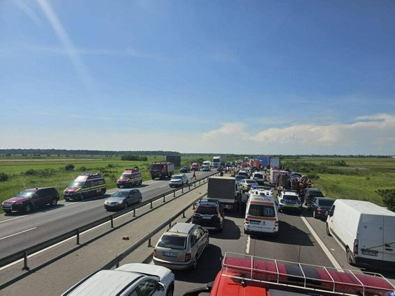 Carambol pe autostrada A1 Bucuresti Pitesti | imaginea 1