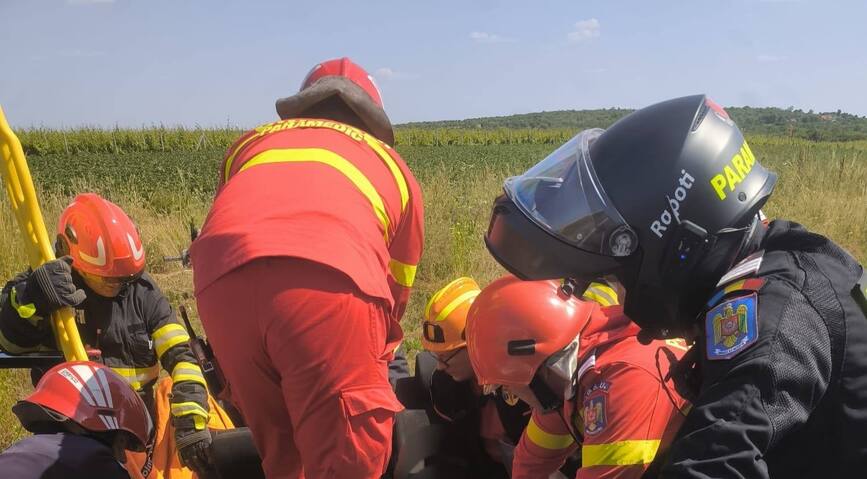 Grav accident rutier soldat cu numeroase victime | imaginea 2