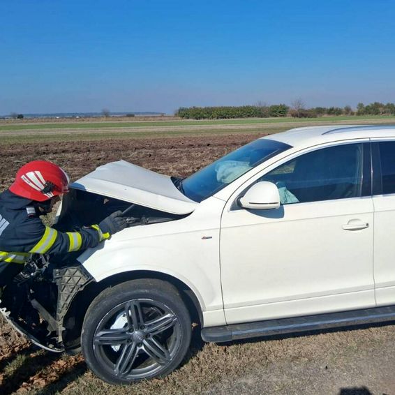 Grav accident rutier   Soferita a ramas incarcerata | imaginea 1