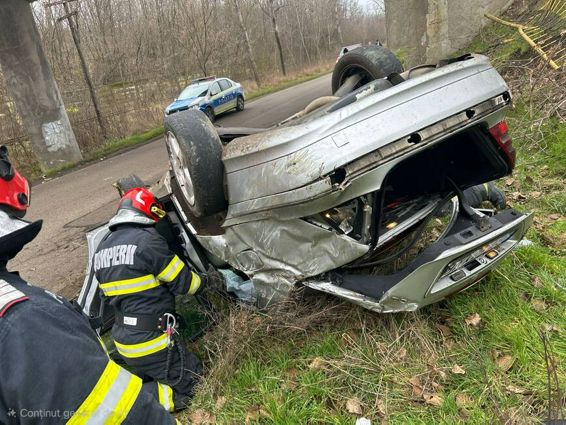 Doua accidente rutiere intr un interval de un minut | imaginea 1