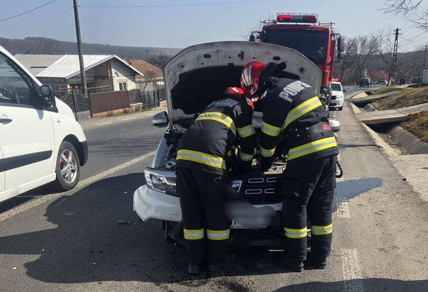 Fara raniti  dar cu spaima  Accident cu un singur vehicul | imaginea 1