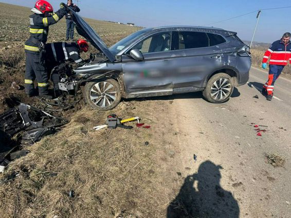 Grav accident rutier  Trei femei au ajuns la spital | imaginea 1