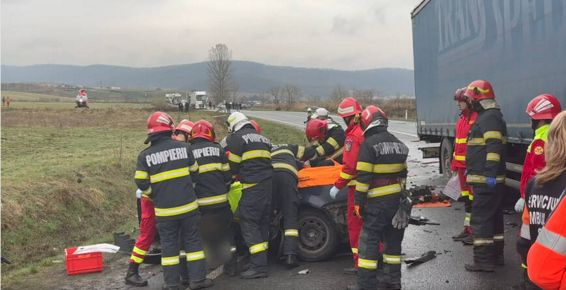 Doliu in Cluj  Cinci vieti curmate intr un accident teribil | imaginea 1