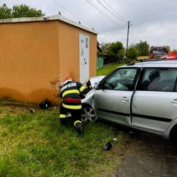 Trei raniti si mobilizare de forte dupa un impact violent | imaginea 1