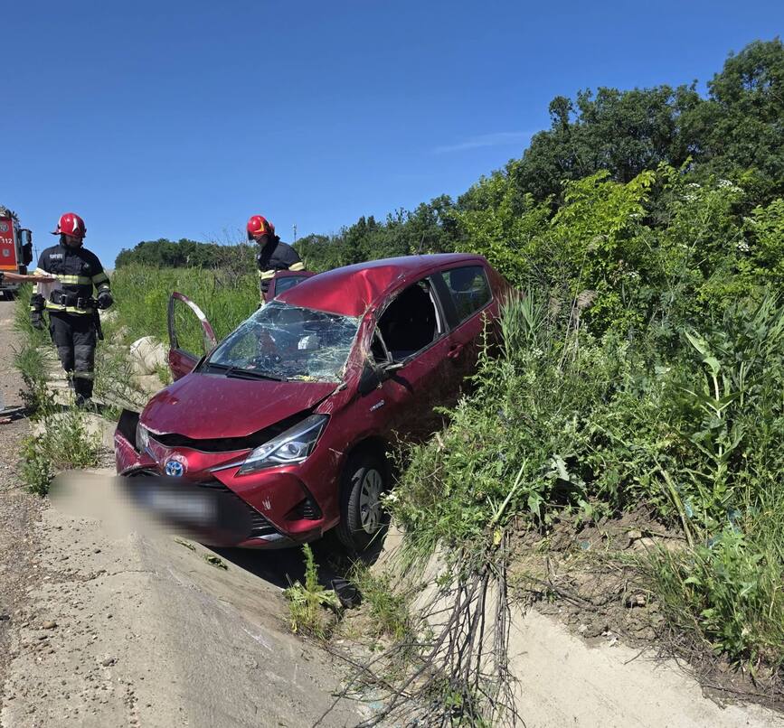 Accident grav in Botosani  O femeie a ajuns la spital | imaginea 1