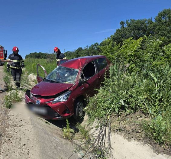 Accident grav in Botosani  O femeie a ajuns la spital | imaginea 1