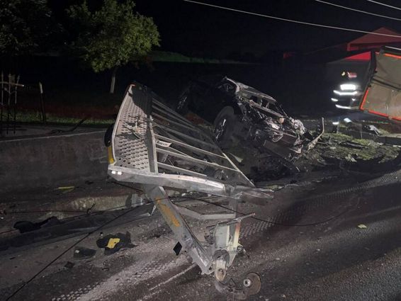 Tragedie rutiera  O femeie a murit si trei persoane au fost ranite | imaginea 1