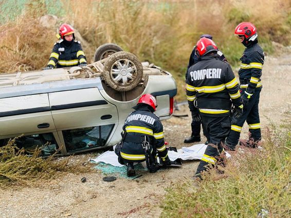 Interventie dupa un accident cu scurgeri de combustibil | imaginea 1
